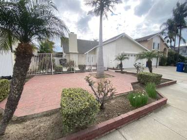Main picture of 5056 Eucalyptus Cir