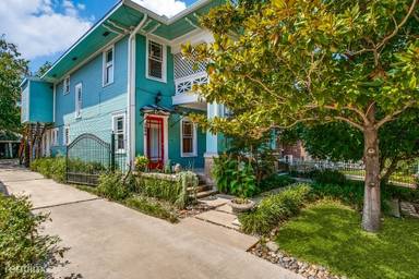 Main picture of 5822 Victor St
