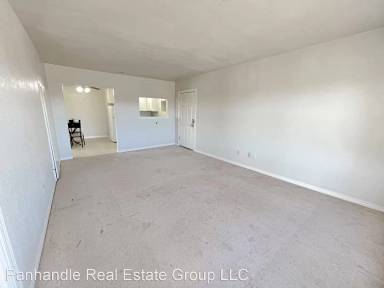 Main picture of 1700 S Jackson St