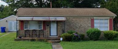 Main picture of 305 Avondale Rd