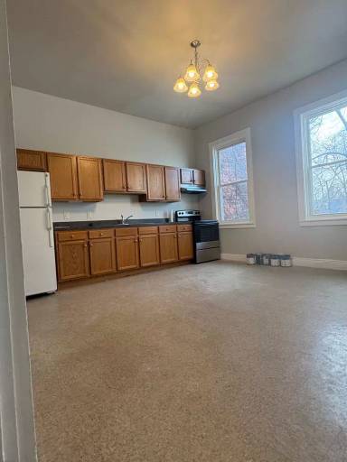 Main picture of 344 S Queen St
