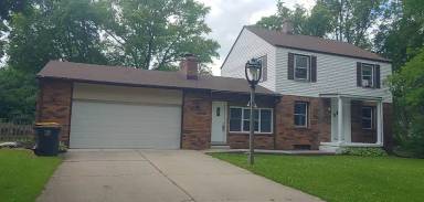 Main picture of 4425 N 105th St