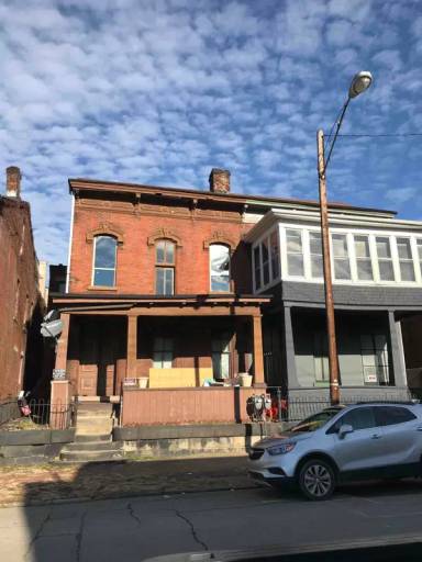 Main picture of 65 15th St