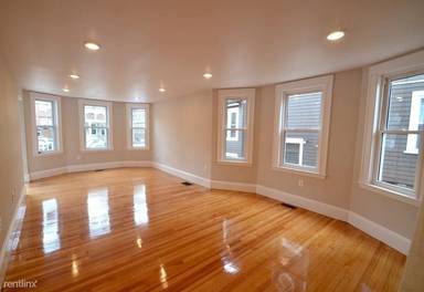 Main picture of 57 Bristol Rd