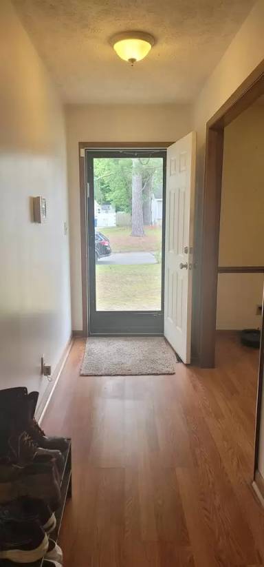 Main picture of 6978 Melbourne Dr