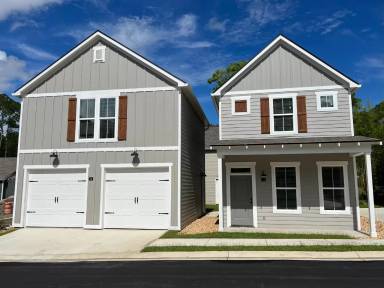 Main picture of 39 Stone Ridge Dr