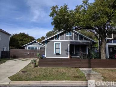 Main picture of 1608 W 8th St