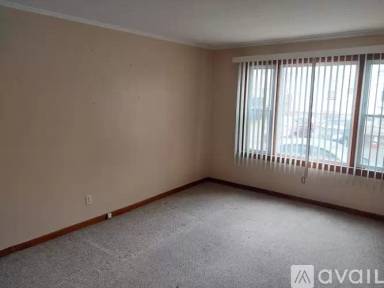 Main picture of 235 Tripp St