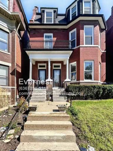Main picture of 3449 Crittenden St