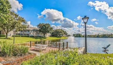 Main picture of Sail Cove Town Center