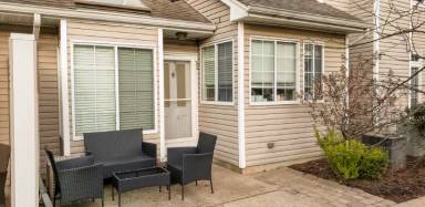 Main picture of 30 Birchwood Rd