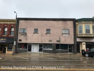 Main picture of 313 W Milwaukee St
