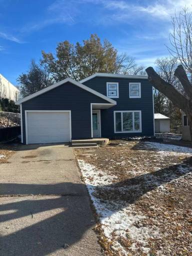 Main picture of 308 S Sherman Ave