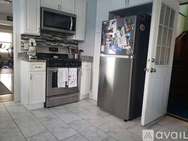 Main picture of 17 Verdun St