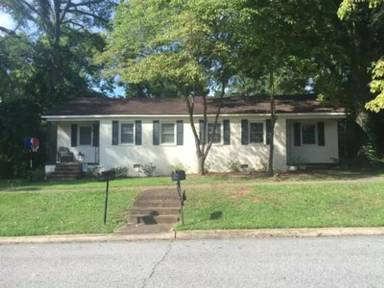 Main picture of 306 N 11th St
