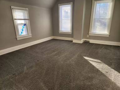 Main picture of 715 11th Street a