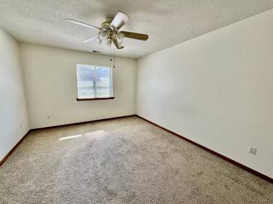 Main picture of 2658 Stadium View Dr