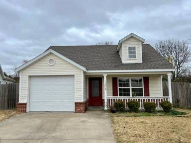 Main picture of 1108 S C Ct