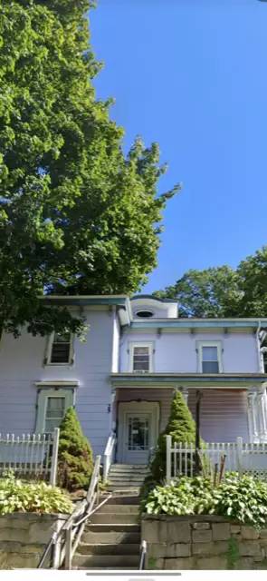Main picture of 25 Boswell Ave