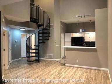 Main picture of River Rock Condominiums