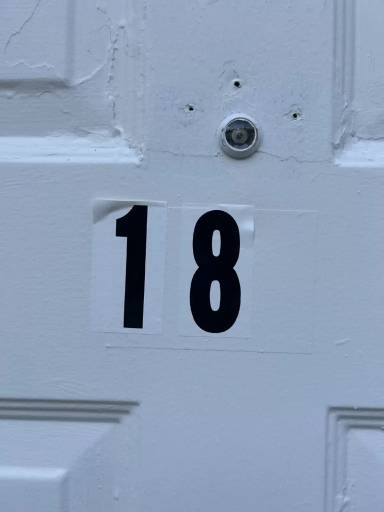 Main picture of 1055 Rives Rd