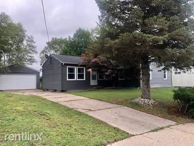 Main picture of 4250 Miramar Ave NE