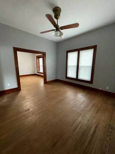 Main picture of 721 N Kickapoo Ave