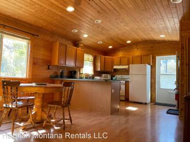Main picture of 17 Evergreen Ln