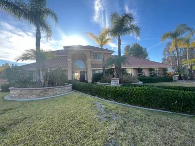 Main picture of 1478 Crestview Rd