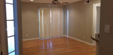 Main picture of 4410 N Longview Ave