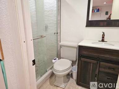 Main picture of 8653 W Rowland Pl
