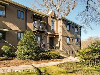 Main picture of 2425 Vail Ave