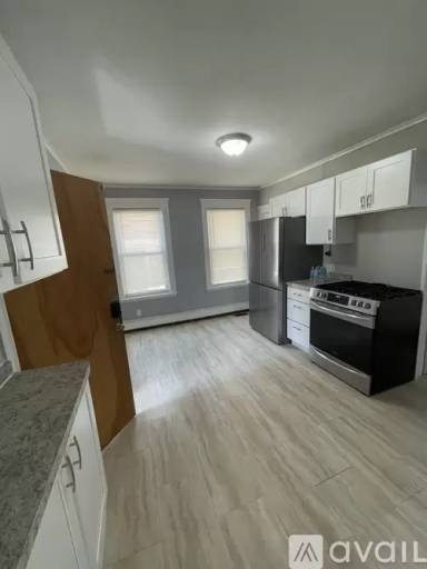 Main picture of 52 Fairlawn Ave