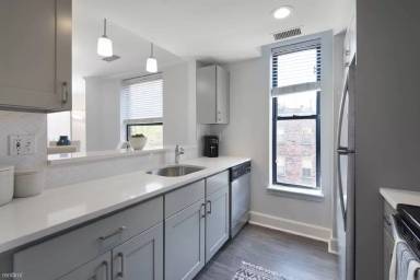 Main picture of 36 Garrison St