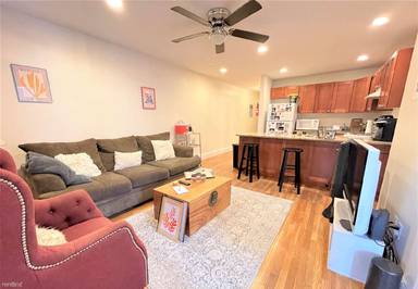 Main picture of 62 Egmont St