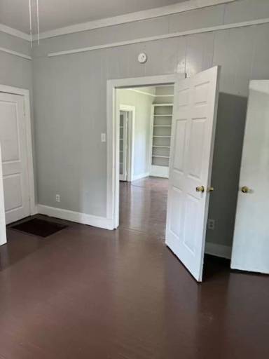 Main picture of 807 SW Jennings Ave