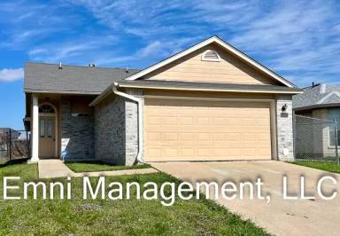 Main picture of 2207 Garrett Dr