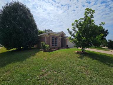 Main picture of 1128 Marshall Dr