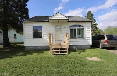 Main picture of 710 W 25th Ave