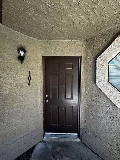 Main picture of 5044 S Rainbow Blvd