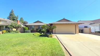 Main picture of 12429 Jacaranda Ave