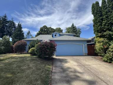 Main picture of 1587 NE 57th Ave