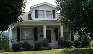 Main picture of 1700 Norway St