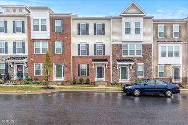 Main picture of 2708 Egret Way