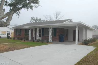 Main picture of 2214 Swetman Blvd