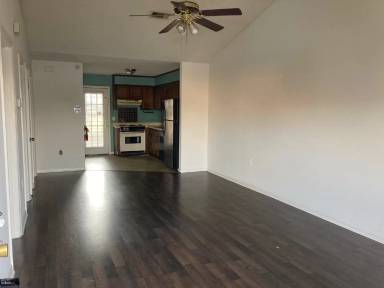 Main picture of 140 Lanier Dr