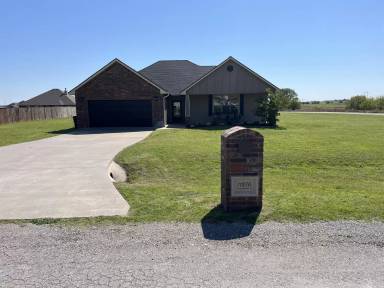 Main picture of 11876 NE Happy Hollow Rd