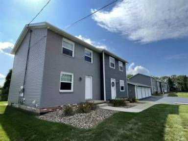 Main picture of 956 W Liberty St