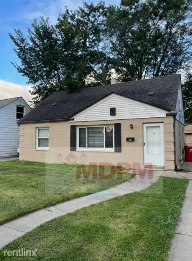 Main picture of 22763 Almond Ave