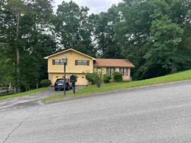 Main picture of 7129 Cane Hollow Rd